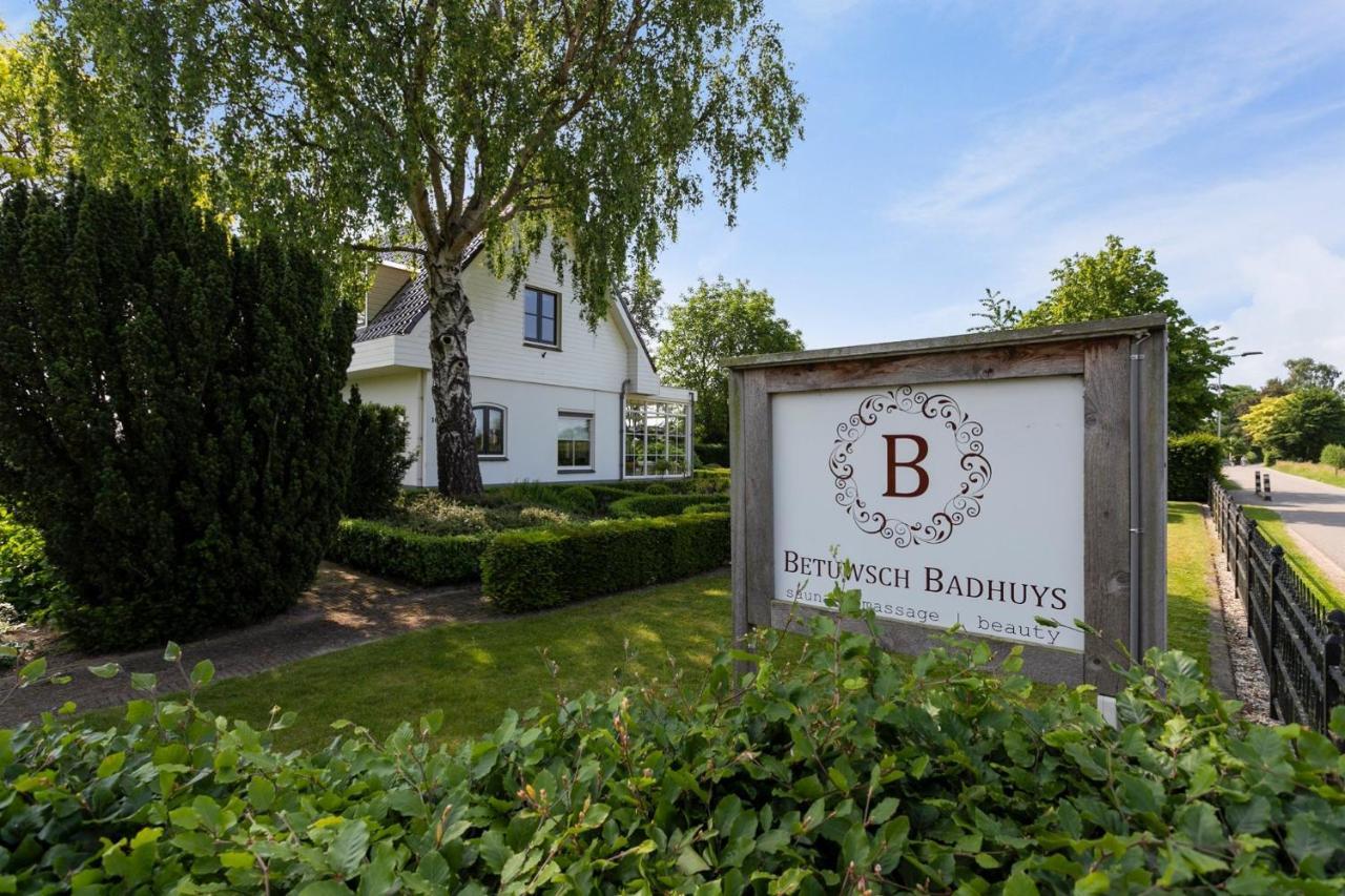 Lienden Betuwsch Badhuys Bed & Breakfast エクステリア 写真
